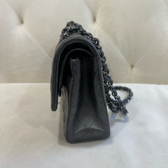 Chanel Metallic Doubel Flap Medium Size - Picture 5 of 11